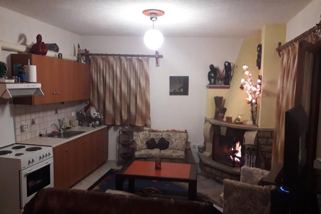 Efis House Apartment Kalivia  ภายนอก รูปภาพ