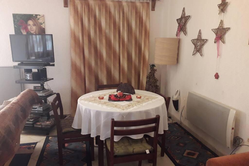 Efis House Apartment Kalivia  ภายนอก รูปภาพ